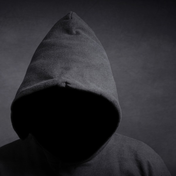 Toxische schaamte kan subtiel aanwezig zijn of juist alles overheersen.