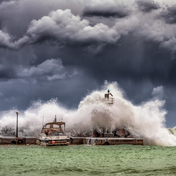 inessencia-lichaamsgerichte-therapie-trauma-ptss4 Angst heeft bij iedereen een andere oorzaak en kan door verschillende factoren worden getriggerd. Vaak is het een combinatie van erfelijkheid, persoonlijkheid en omgevingsfactoren.